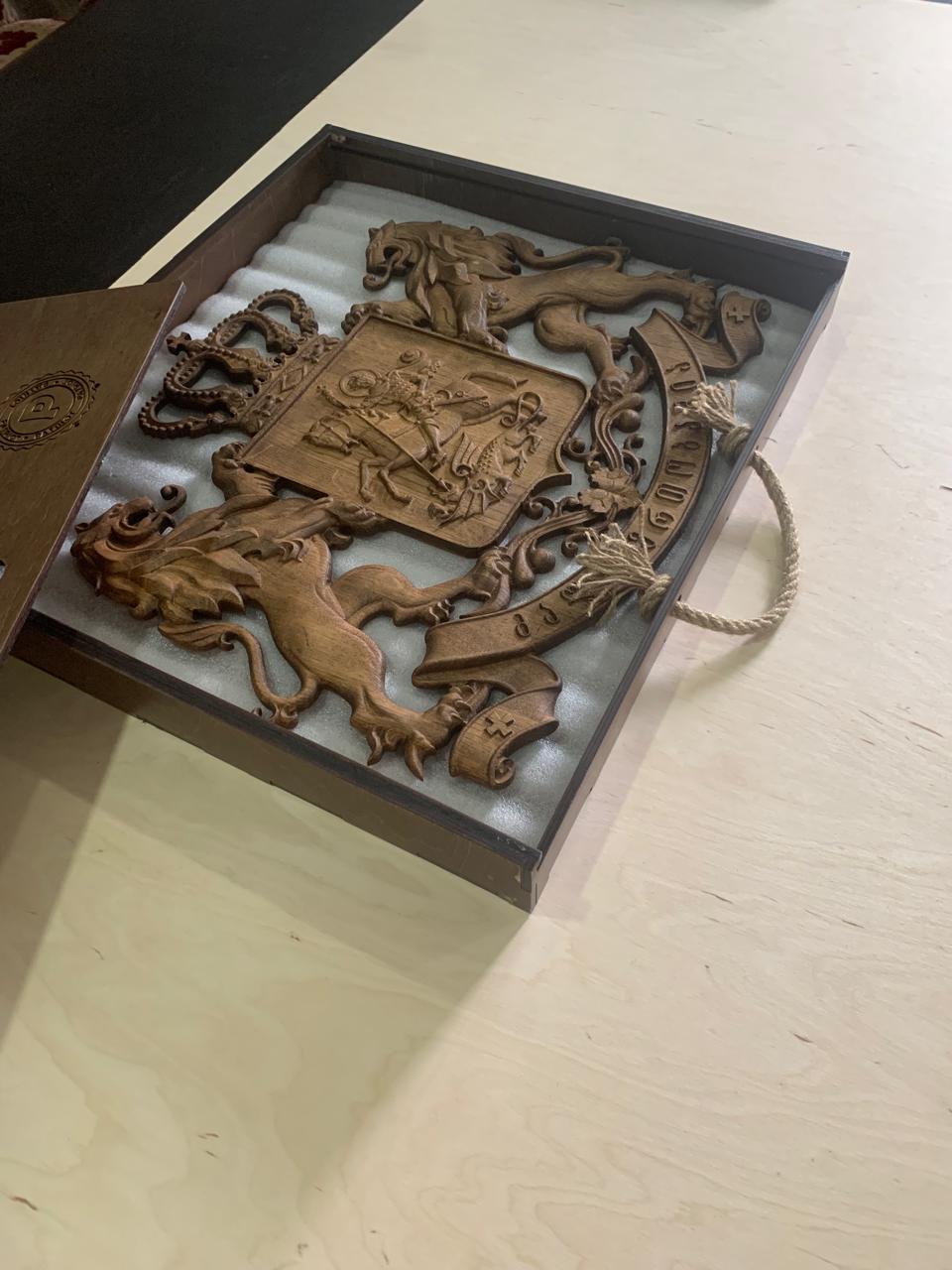Coat of arms of Georgia made of oak 60 cm